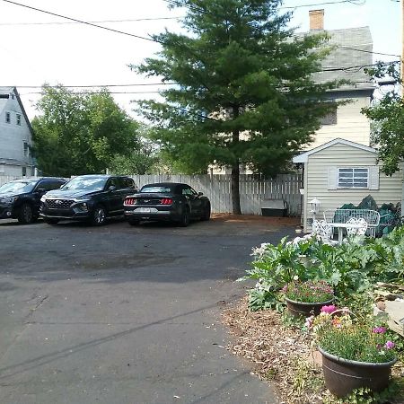 نياغارا فالس، نيويورك Hanover House Bed And Breakfast المظهر الخارجي الصورة